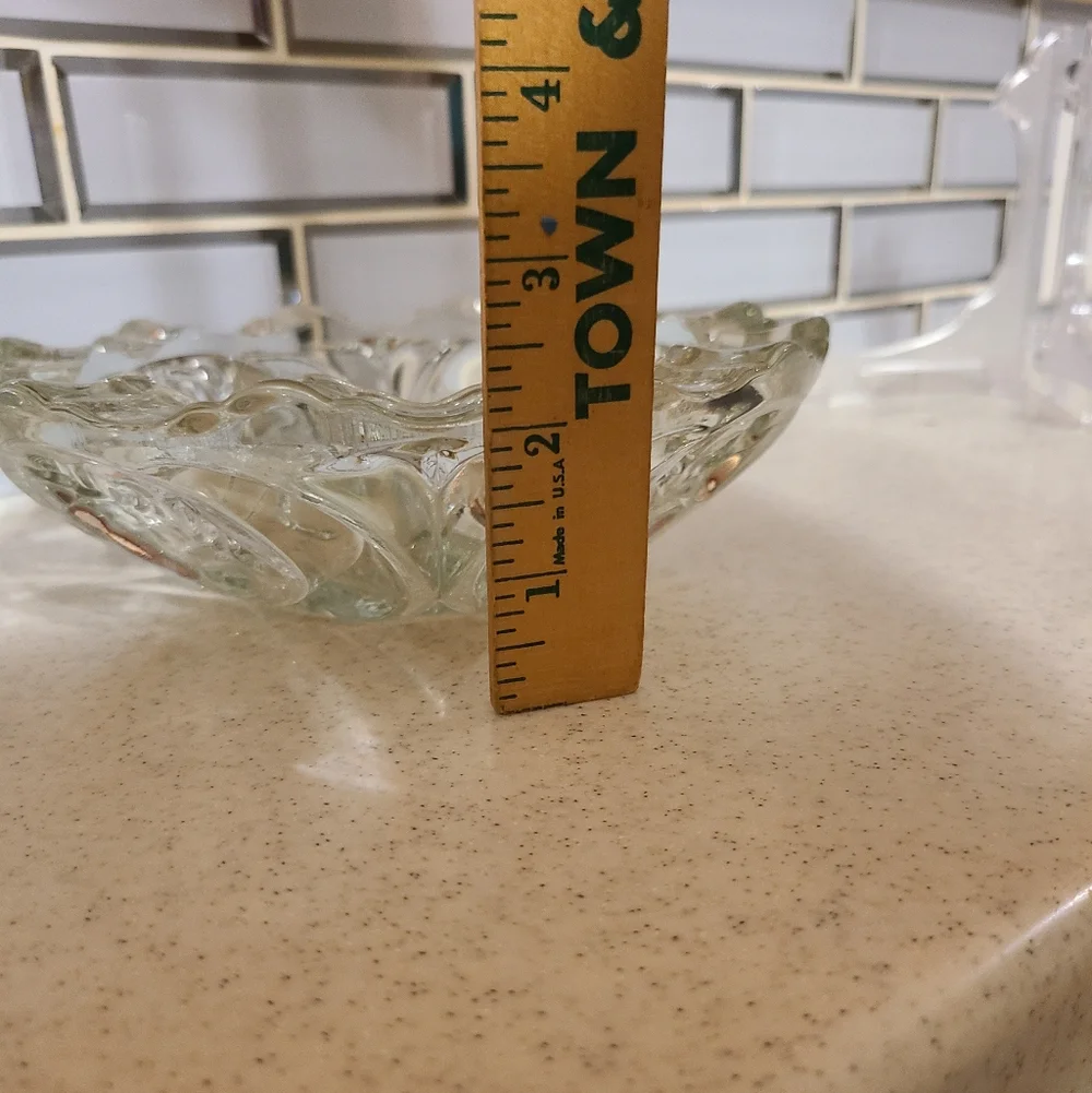 Elegant Clear Glass Candy Dish/ashtray with Floral Rose Design